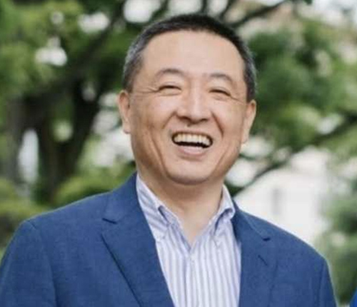 Takayoshi Komatsu